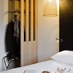 Ibis Styles Buttes Chaumont Hotel Parijs
