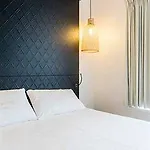 Ibis Styles Buttes Chaumont Hotel 3*