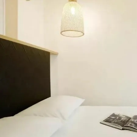 Hotel Ibis Styles Buttes Chaumont 3*
