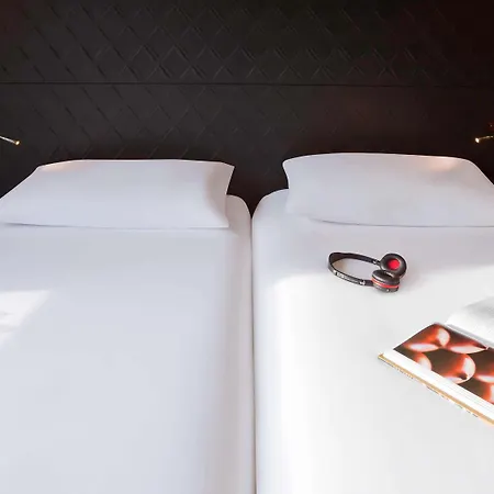 Hotel Ibis Styles Buttes Chaumont 3*
