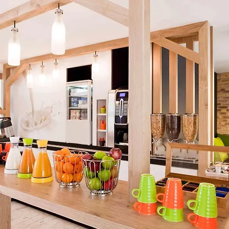 Hotel Ibis Styles Buttes Chaumont 3*