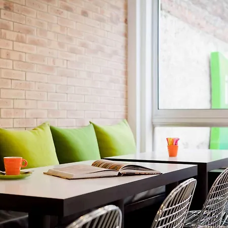 Ibis Styles Buttes Chaumont Hotel Paris