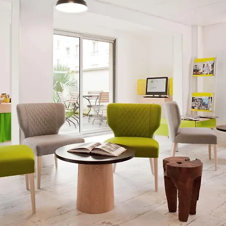 Ibis Styles Buttes Chaumont Hotel 3*