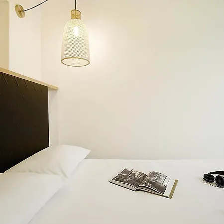 Ibis Styles Buttes Chaumont Hotel 3*