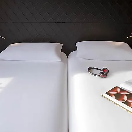 Hotel Ibis Styles Buttes Chaumont París