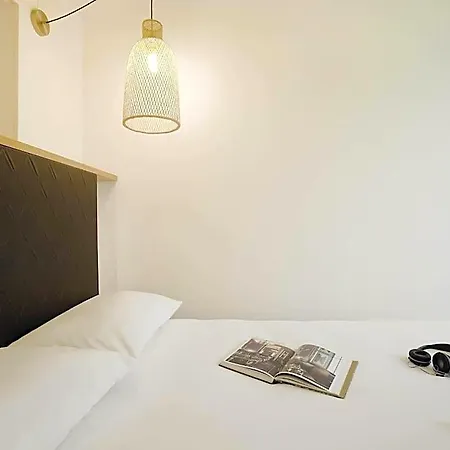 Ibis Styles Buttes Chaumont Hotel 3*