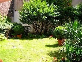 Ibis Styles Buttes Chaumont 3* Paryż