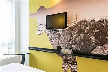 Ibis Styles Buttes Chaumont 3* פריז