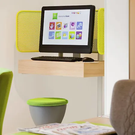Hotel Ibis Styles Buttes Chaumont 3*