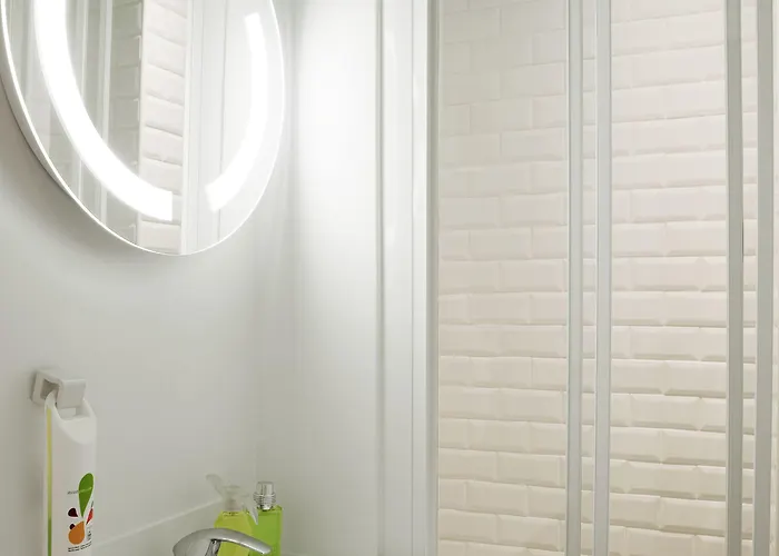 Ibis Styles Buttes Chaumont 3* Paris