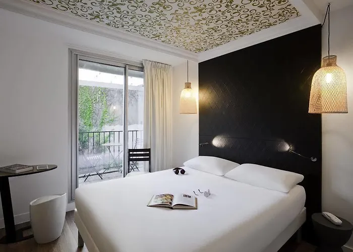 Ibis Styles Buttes Chaumont Paris